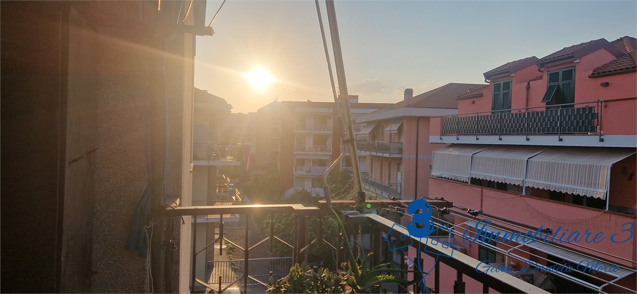 Trilocale in vendita a Albenga