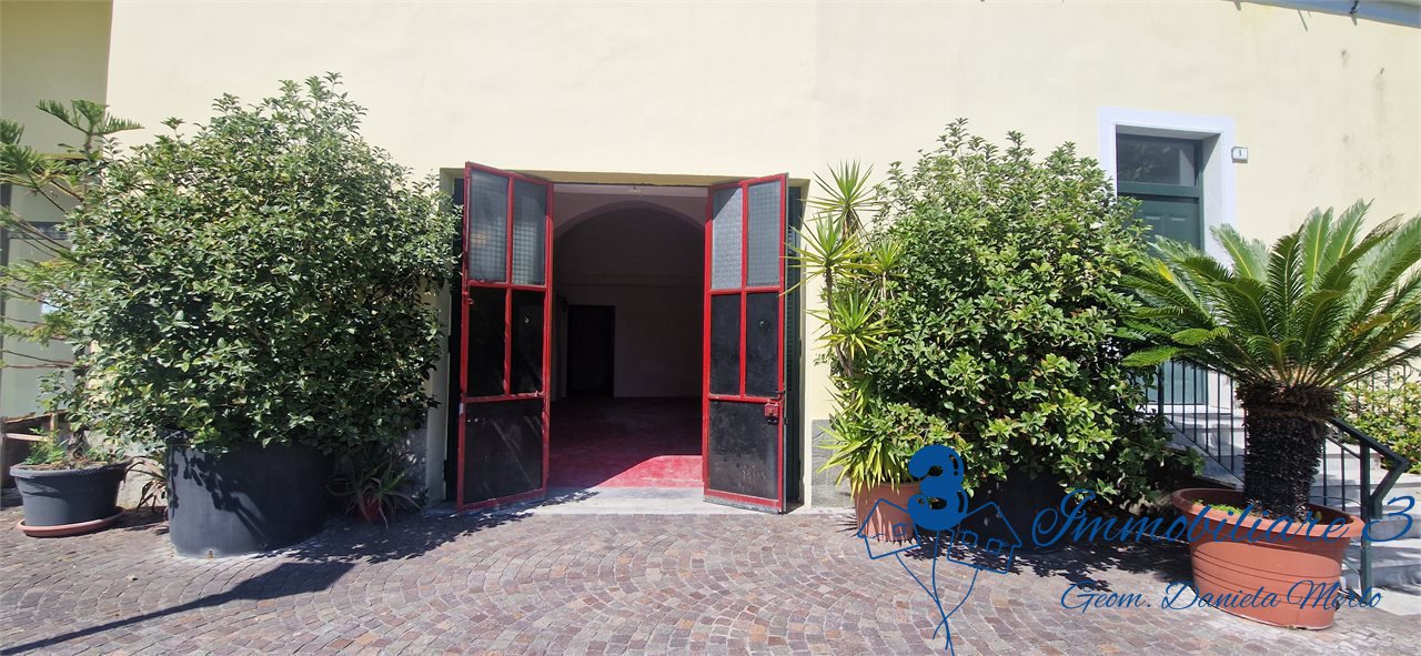 Magazzino in affitto a Villanova d'Albenga