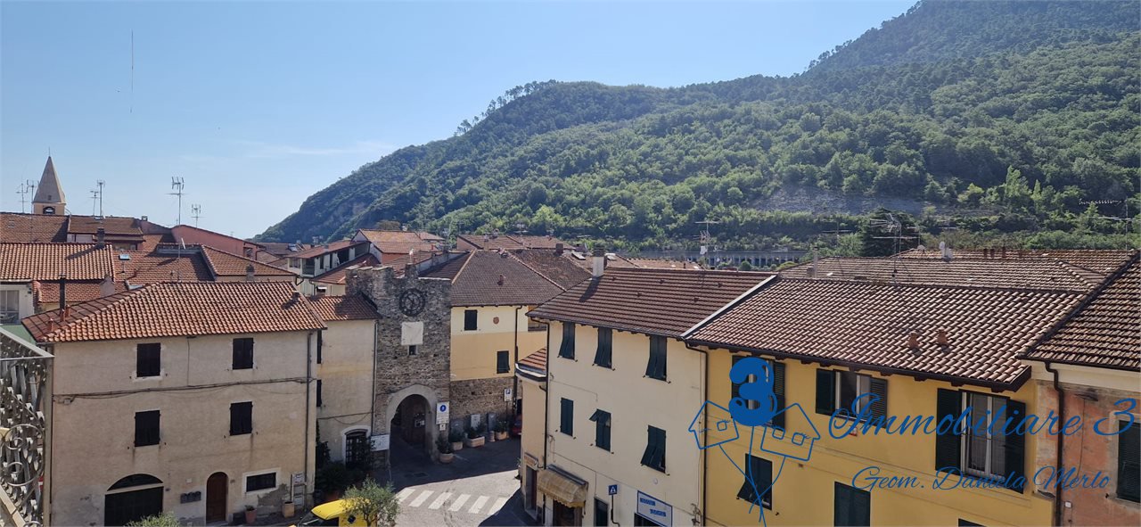 Quadrilocale in vendita a Villanova d'Albenga