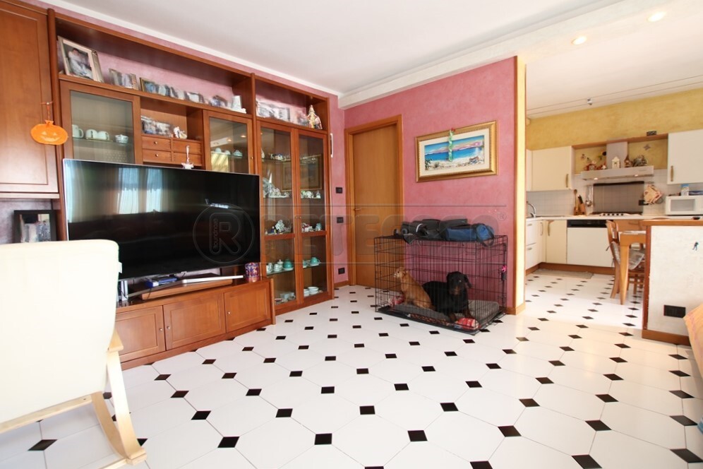 Appartamento con giardino in via pigafetta, Nanto