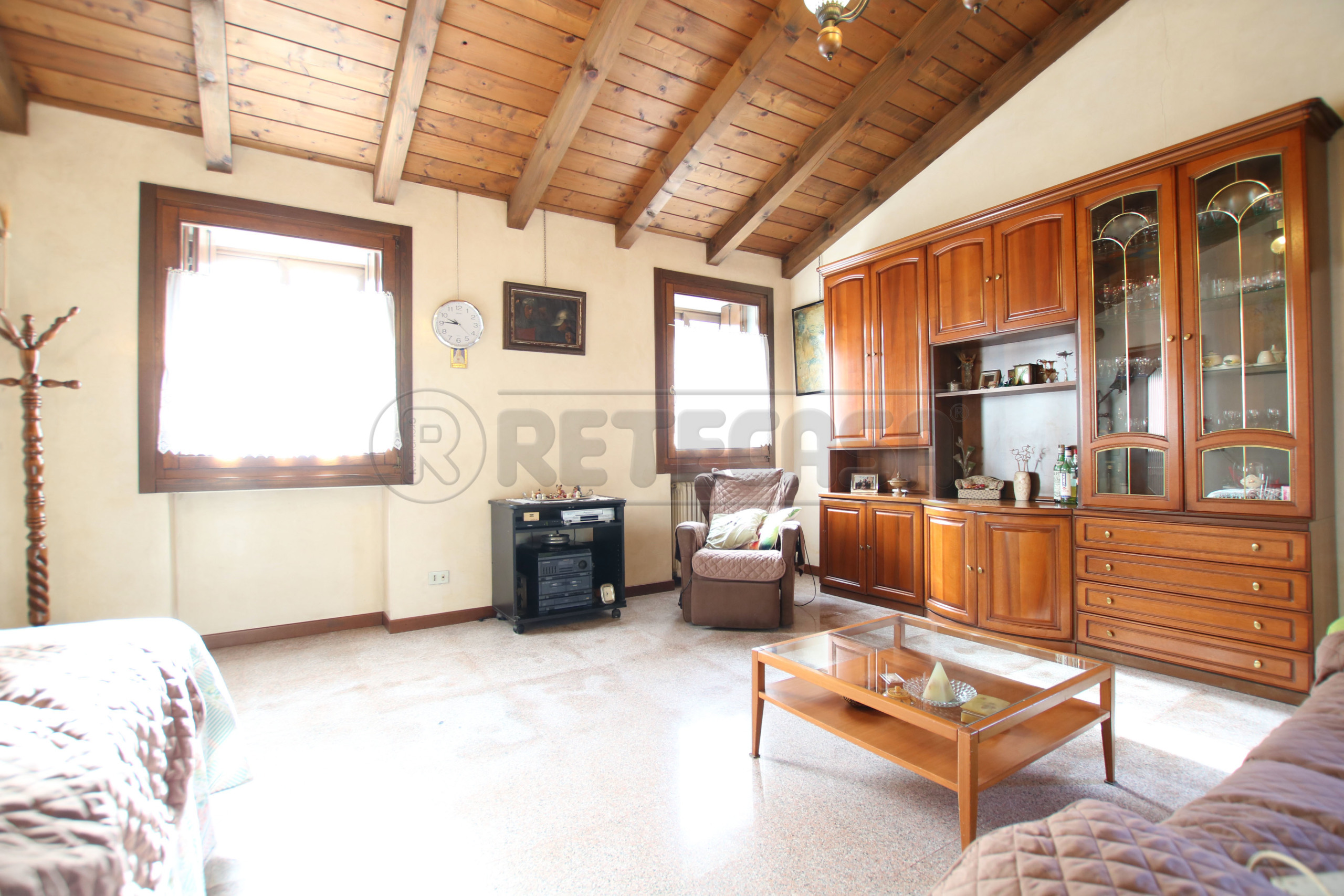 Casa indipendente con terrazzo in strada del tormeno, Vicenza