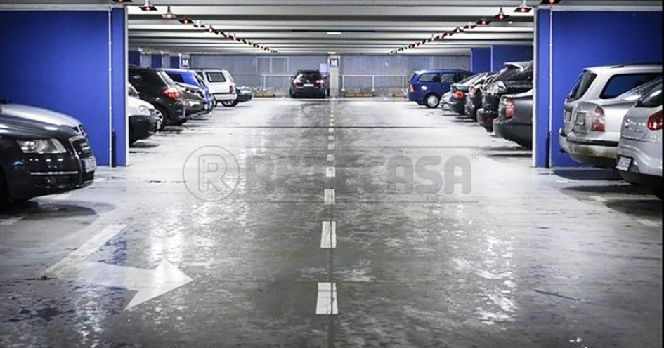 Posto auto coperto in vendita in via giuseppe faggin, Vicenza