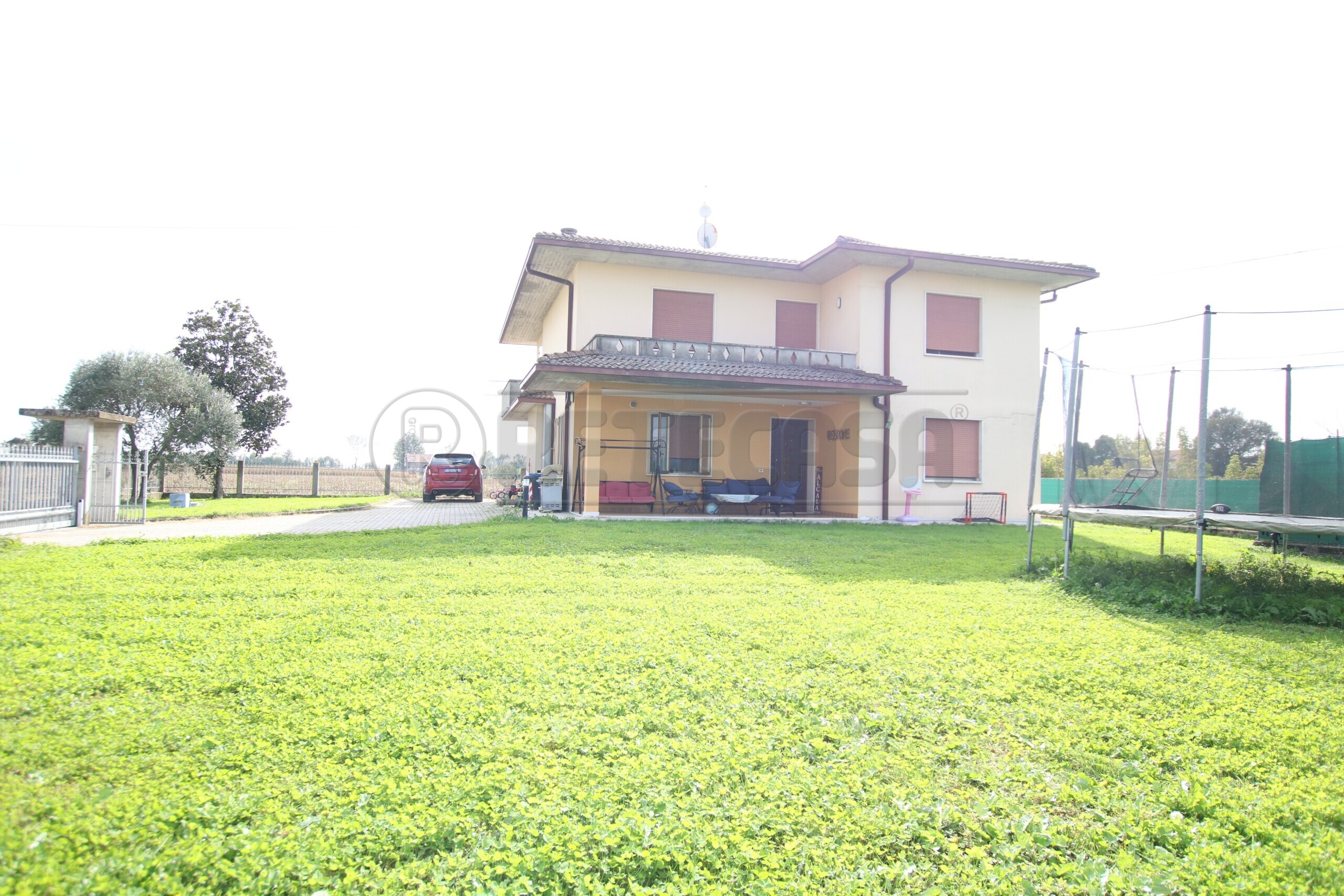 Casa indipendente con giardino in via boschi, Montegalda