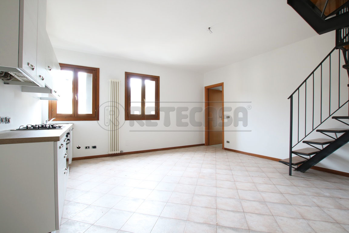 Appartamento in affitto in strada del tormeno, Vicenza