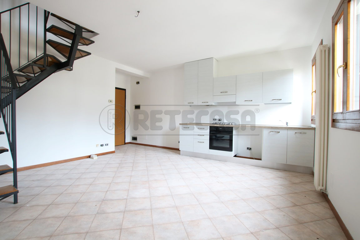 Appartamento in affitto in strada del tormeno, Vicenza