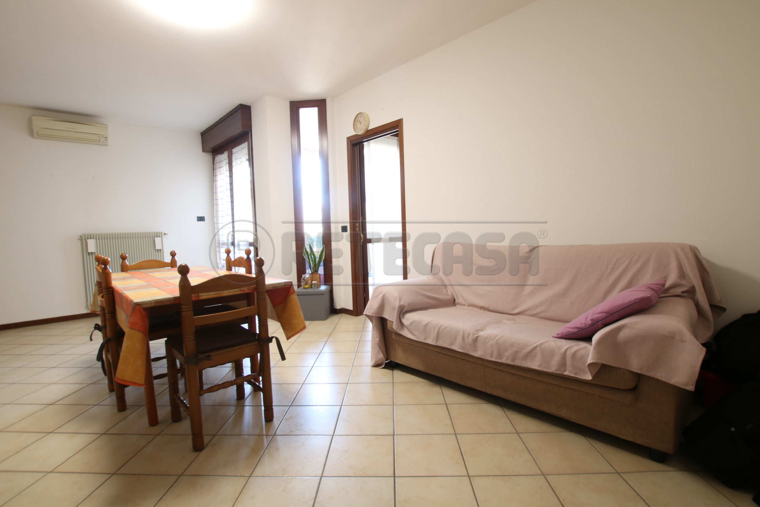 Appartamento con terrazzo a Longare