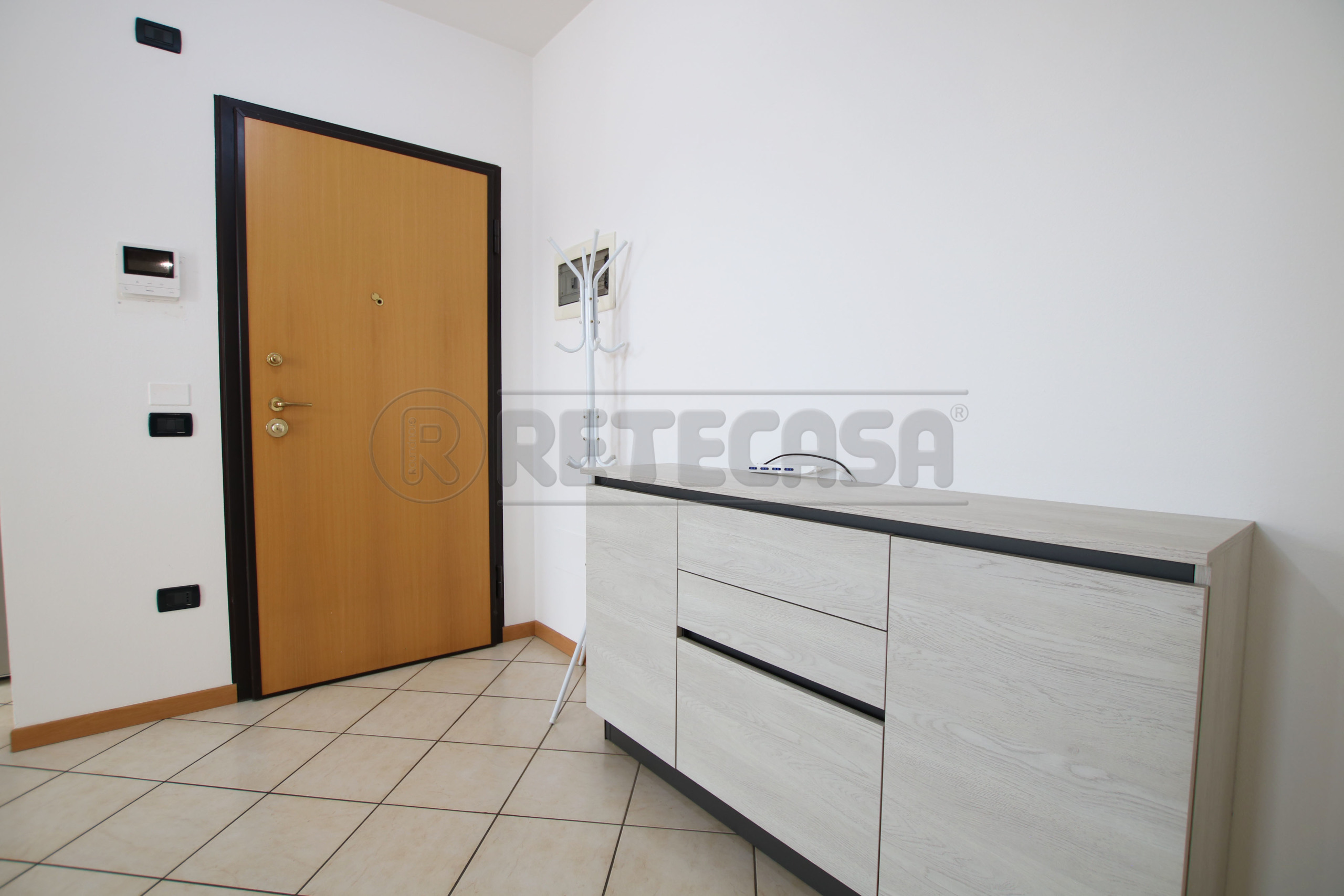Quadrilocale con terrazzo in via giuseppe faggin, Vicenza