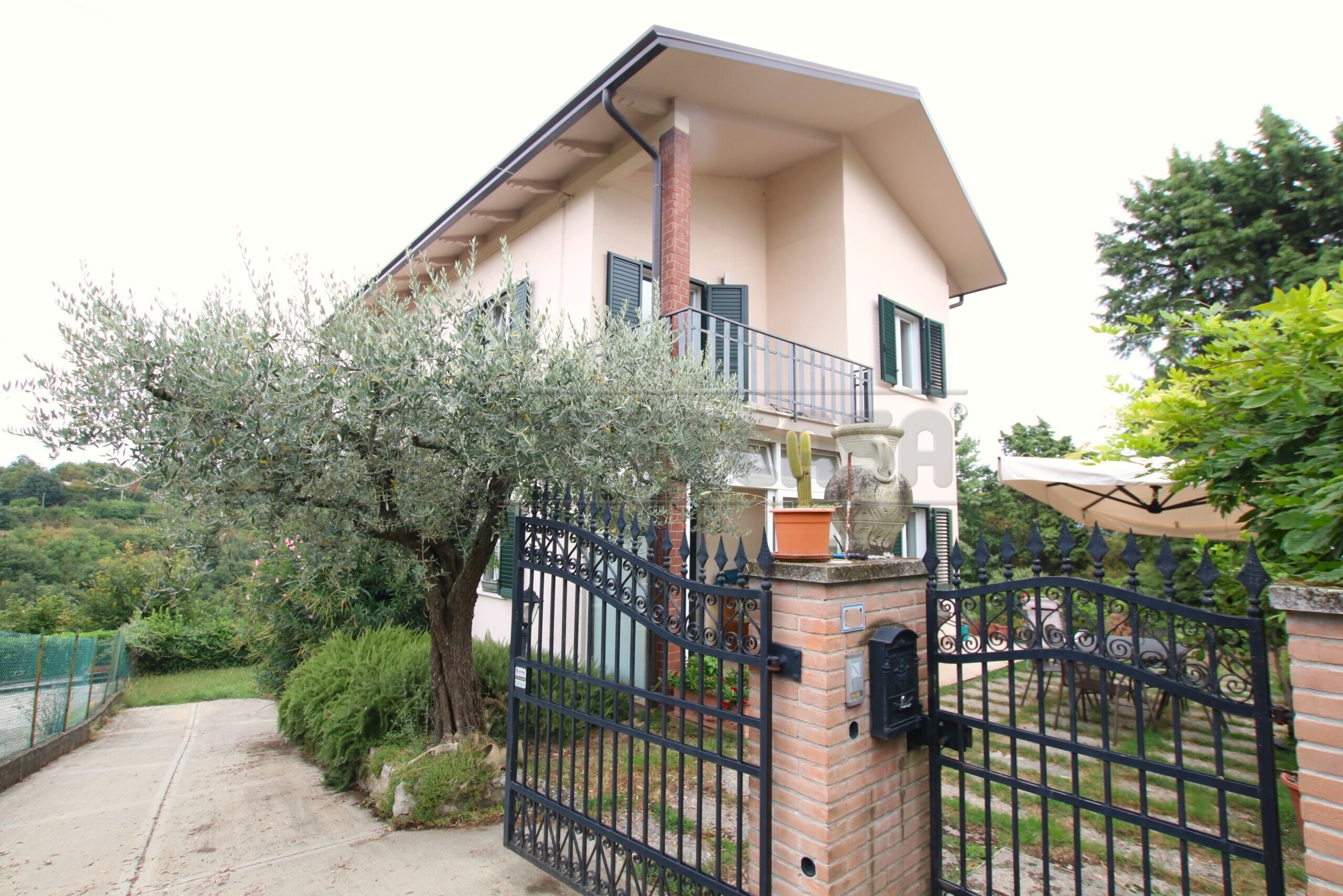 Casa indipendente con giardino in via san bernardino, Arcugnano