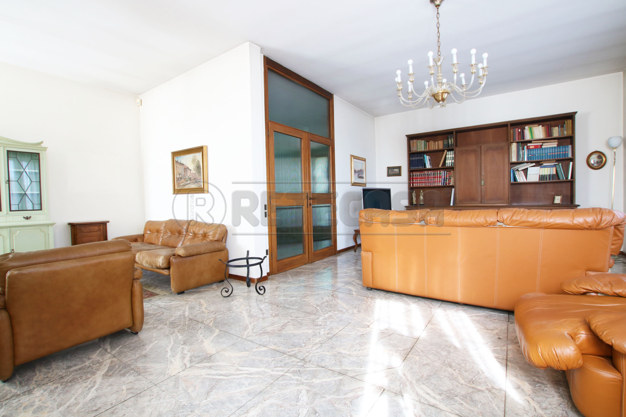 Villa con giardino in viale riviera berica, Vicenza