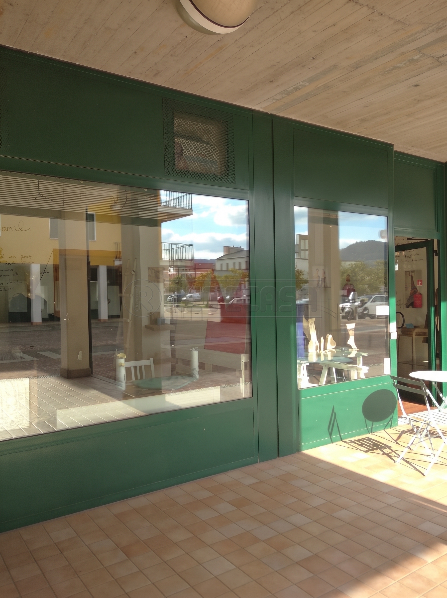 Locale commerciale in affitto in via monte lungo, Arcugnano