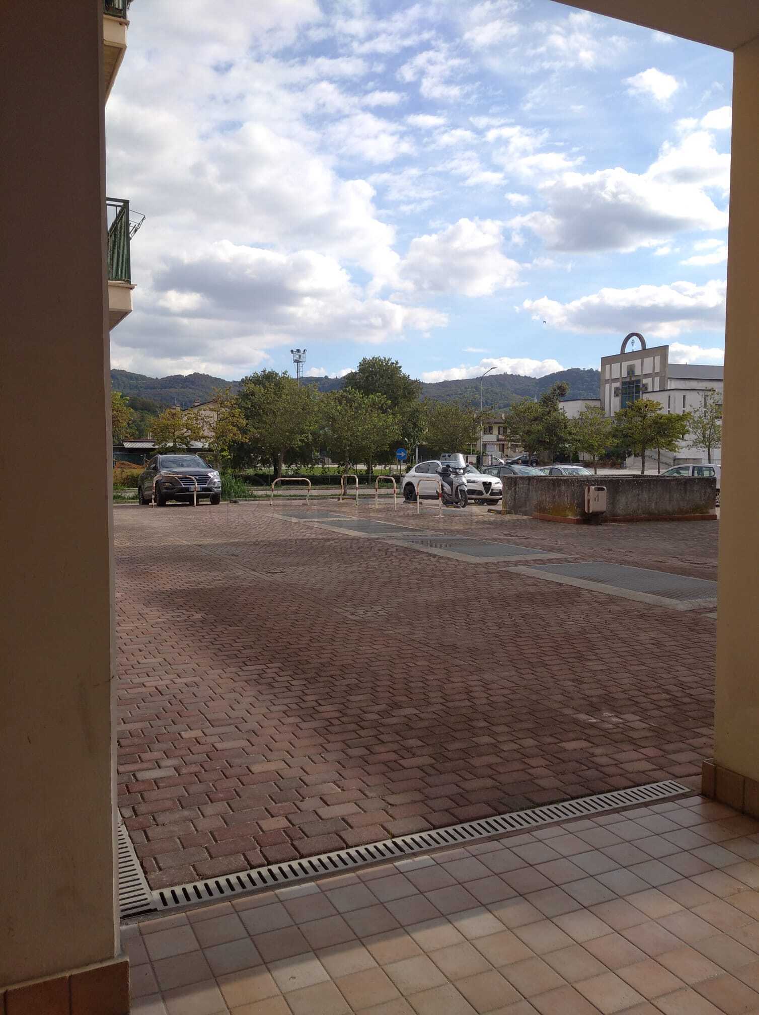 Locale commerciale in affitto in via monte lungo, Arcugnano