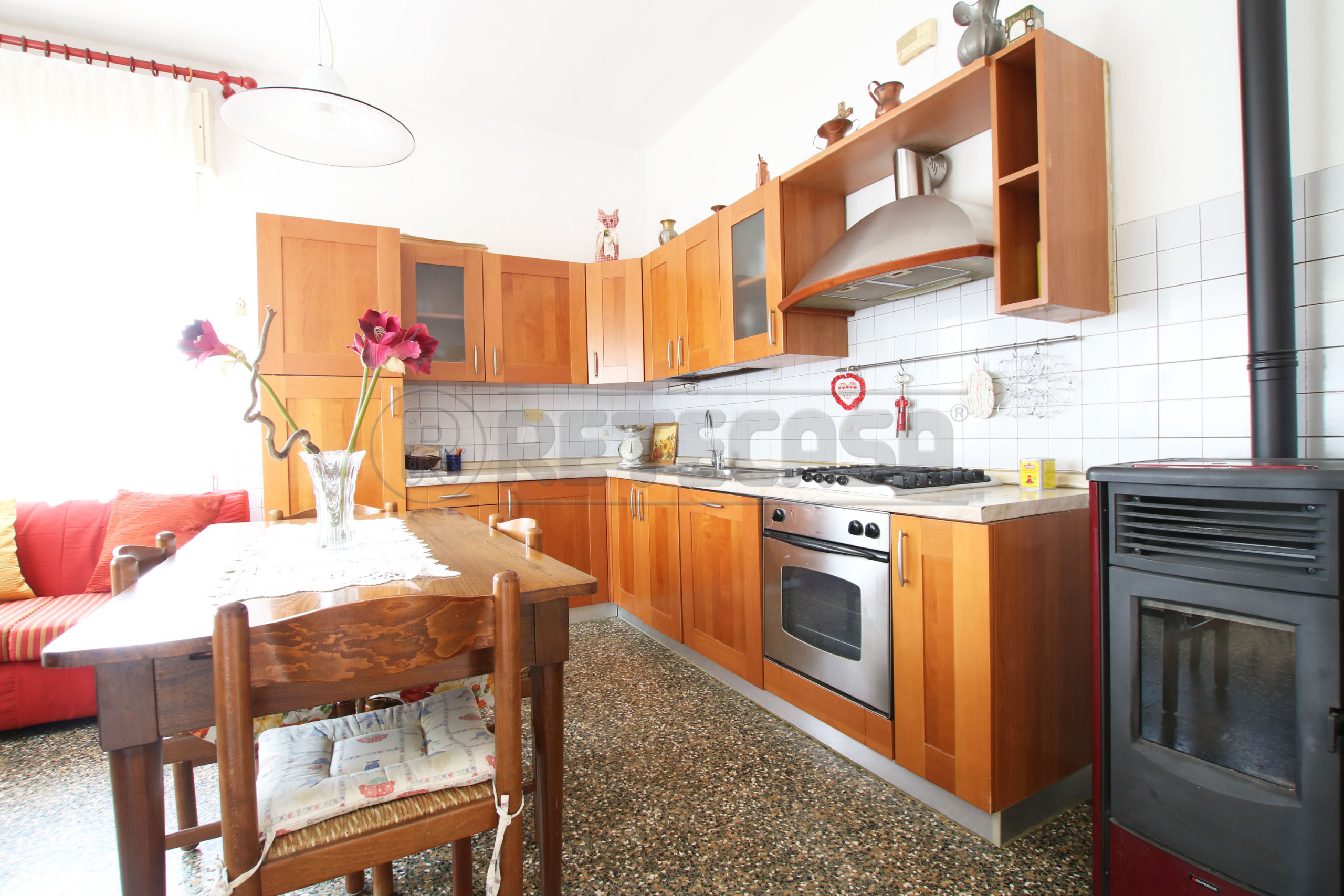 Villa con giardino in via ponza, Vicenza
