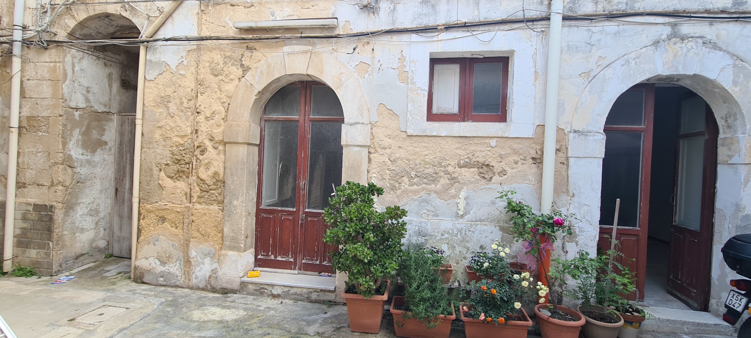 Casa indipendente con terrazzo in via vittorio veneto, Siracusa