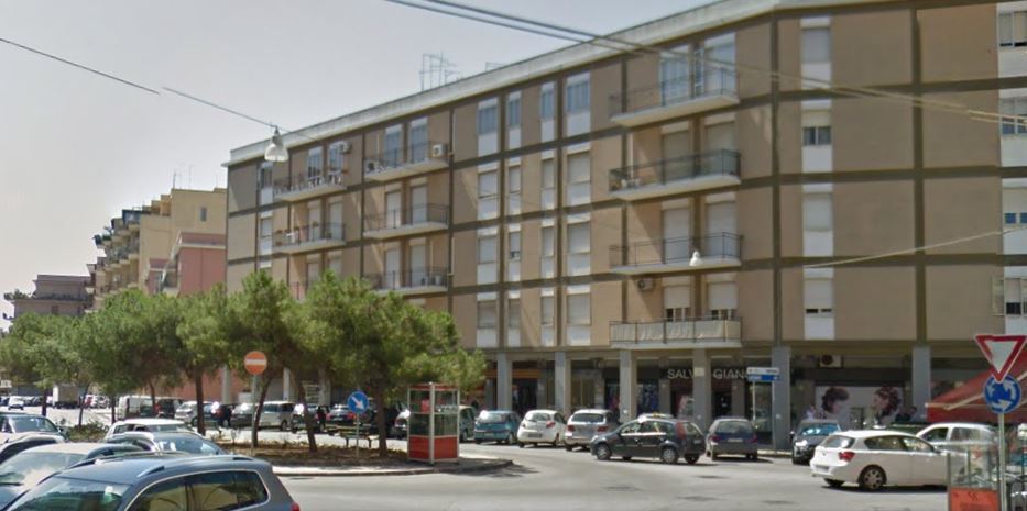 Posto auto coperto in vendita in via filisto, Siracusa
