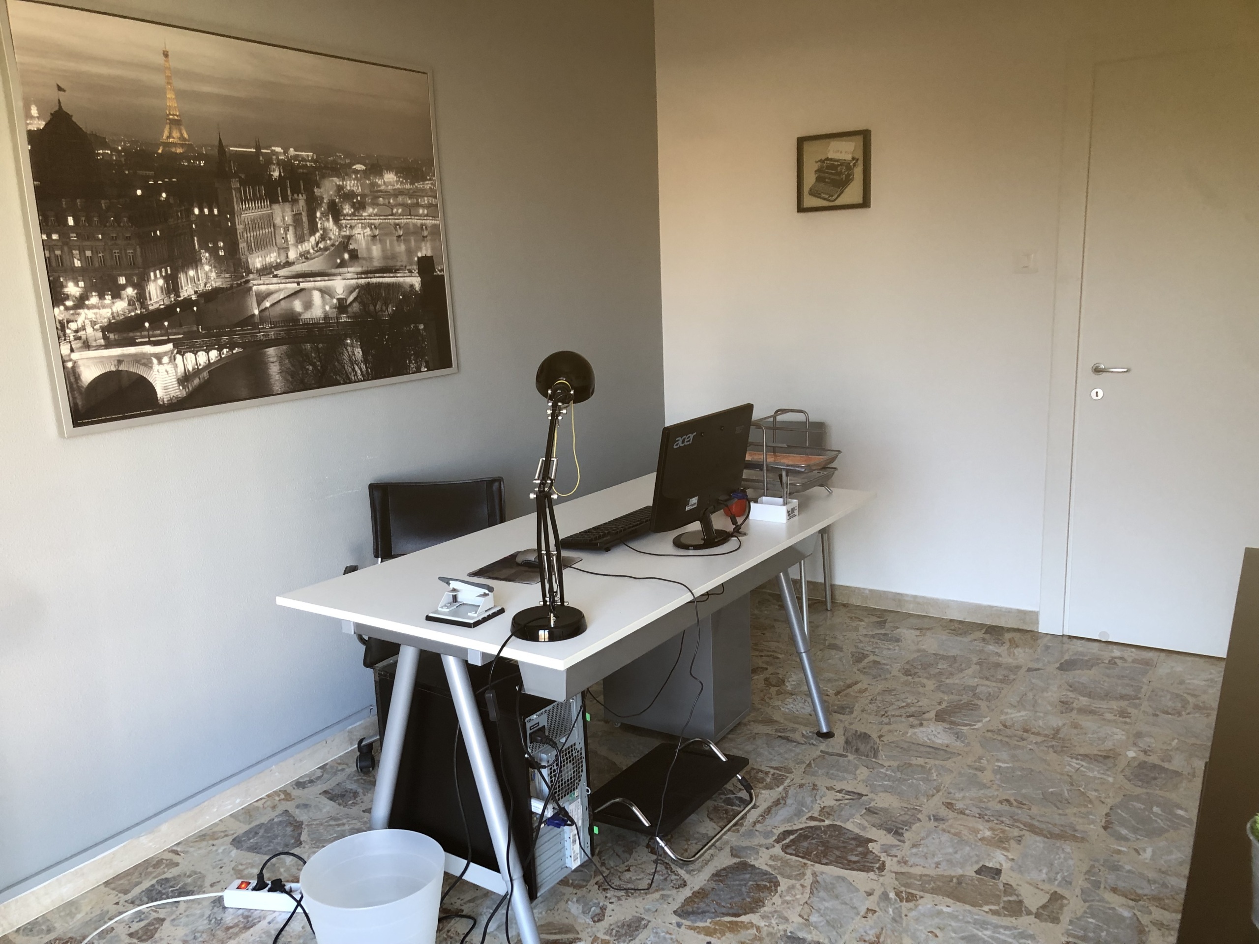 Ufficio ristrutturato in via polonia, Siracusa