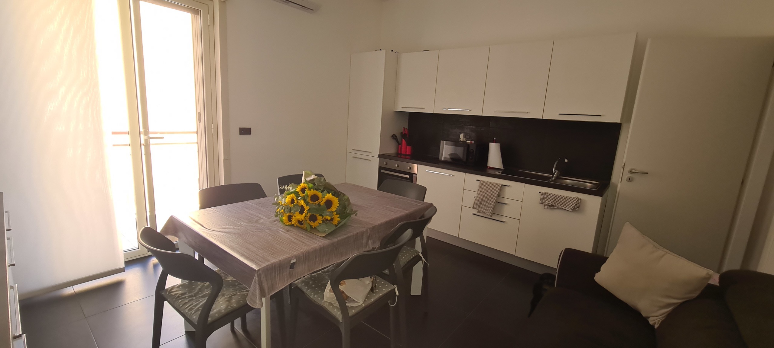 Bilocale ristrutturato in via polibio, Siracusa