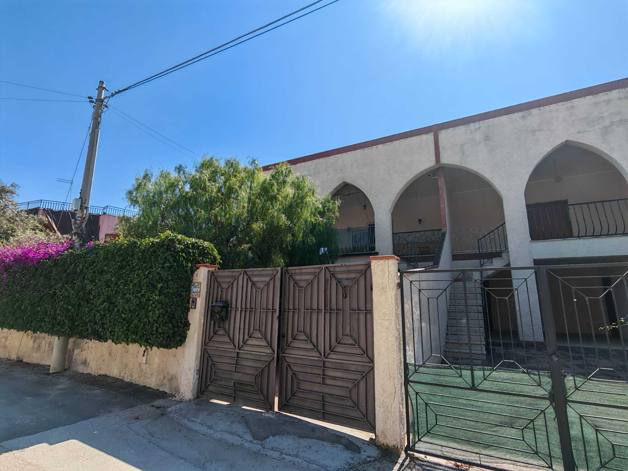 Villa vista mare in via perseo, Siracusa