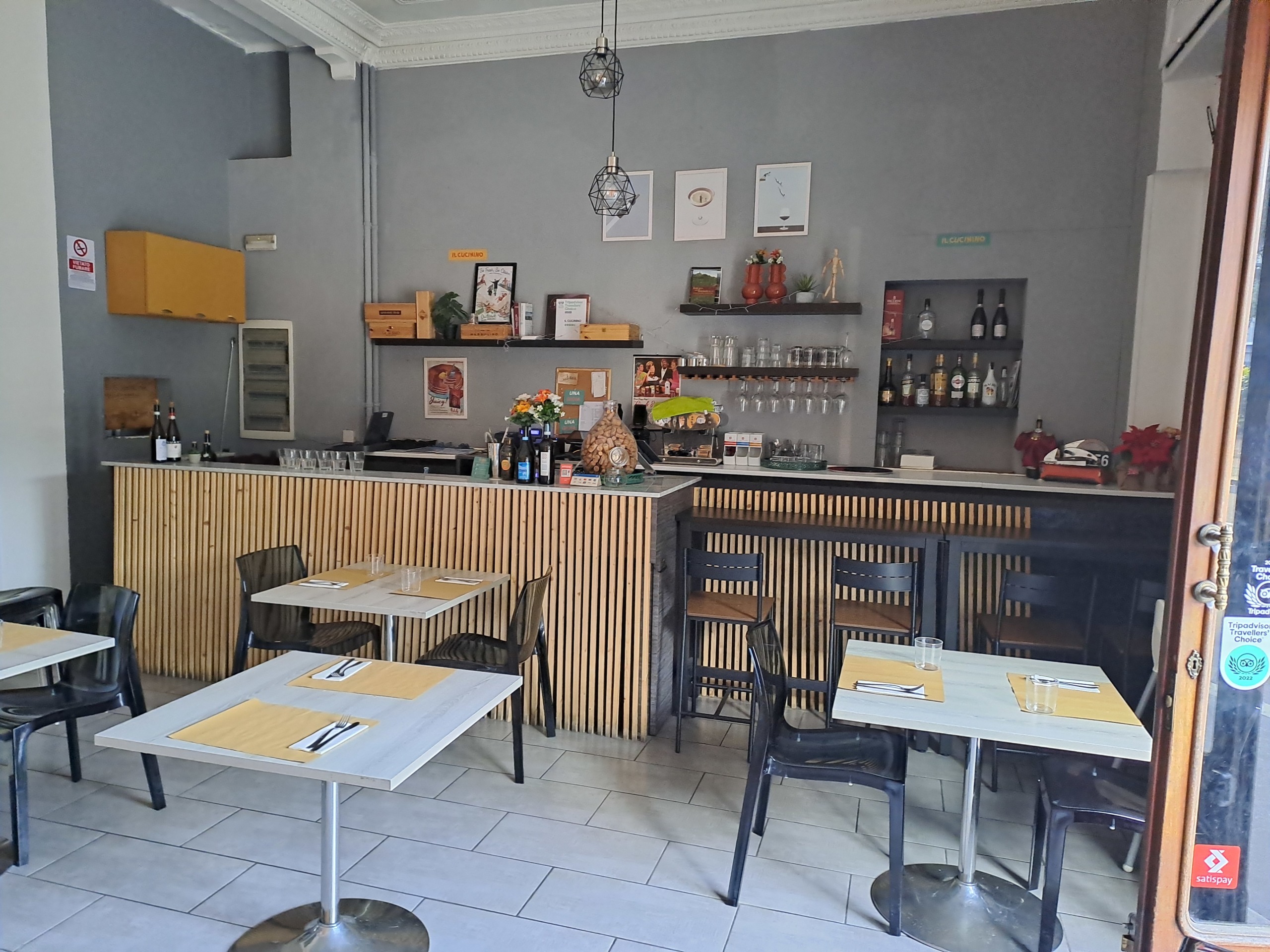 Locale commerciale in affitto in via braccini 64, Torino