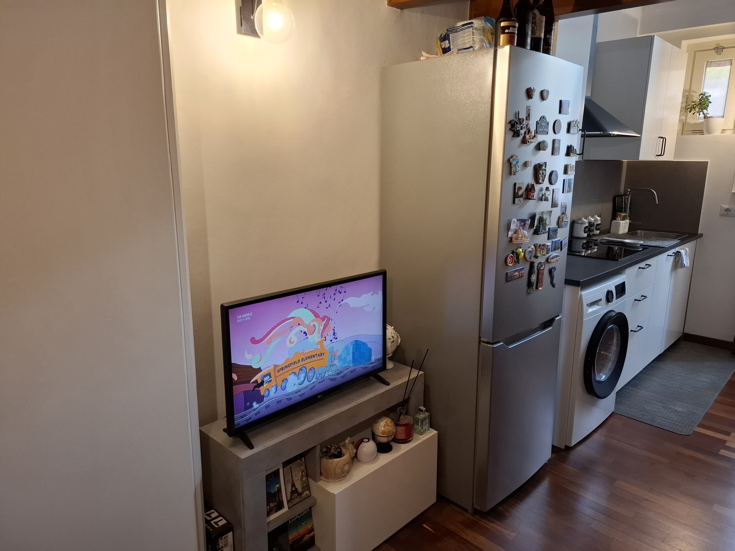 Bilocale ristrutturato in via cosmo 6, Torino