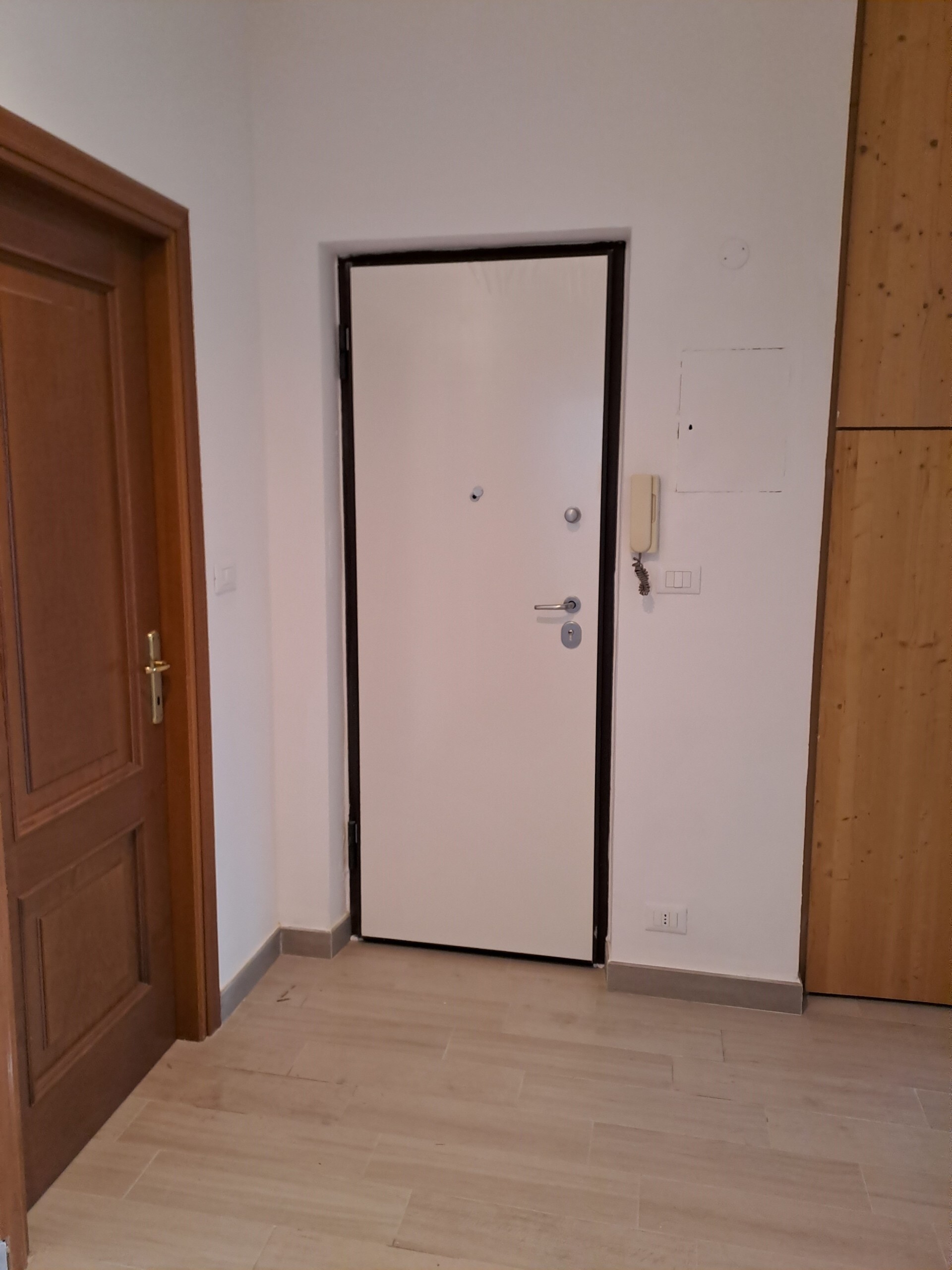 Trilocale ristrutturato in viale 24 maggio 31, Collegno