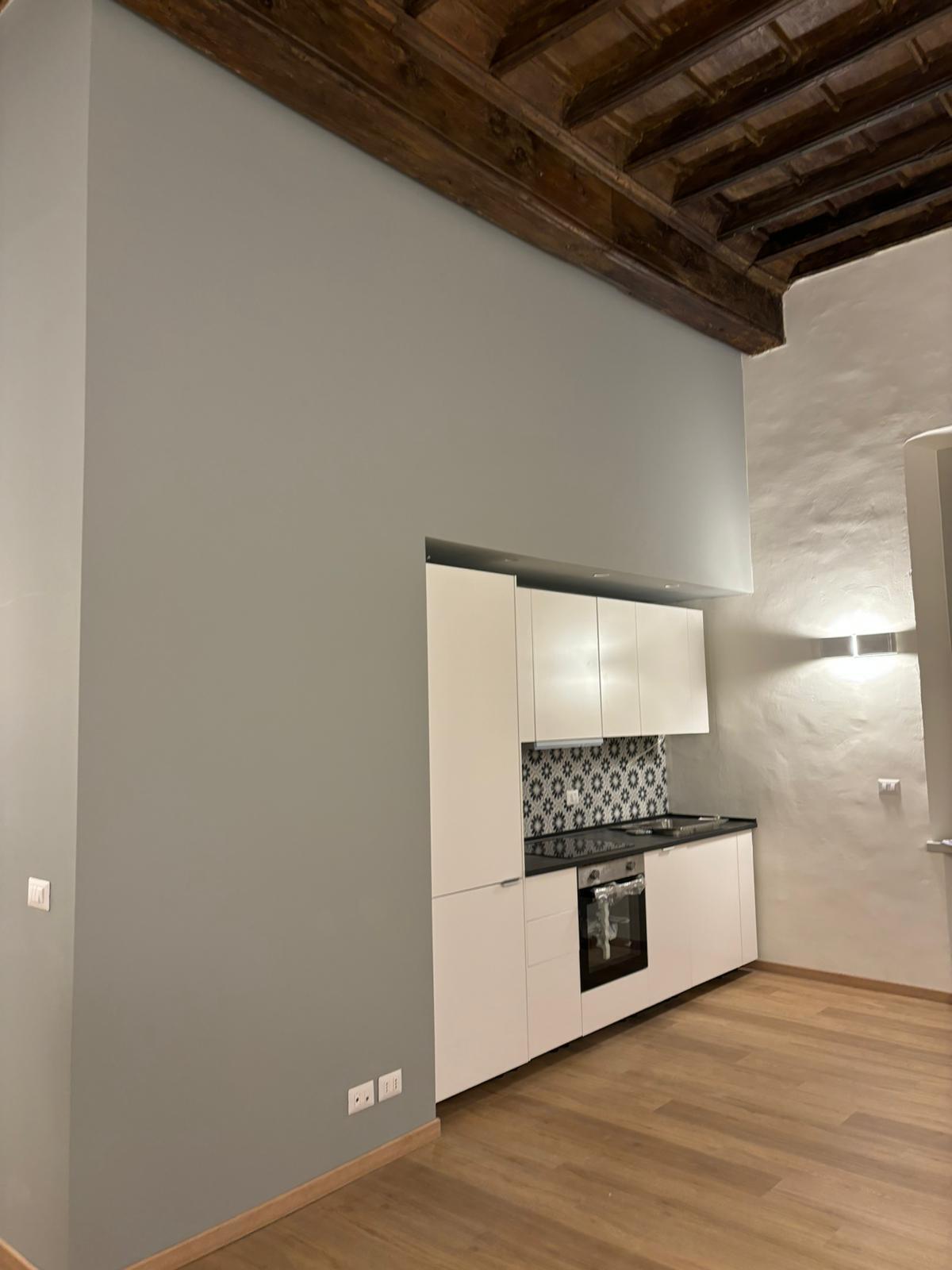 Bilocale ristrutturato in via bellezia 20, Torino