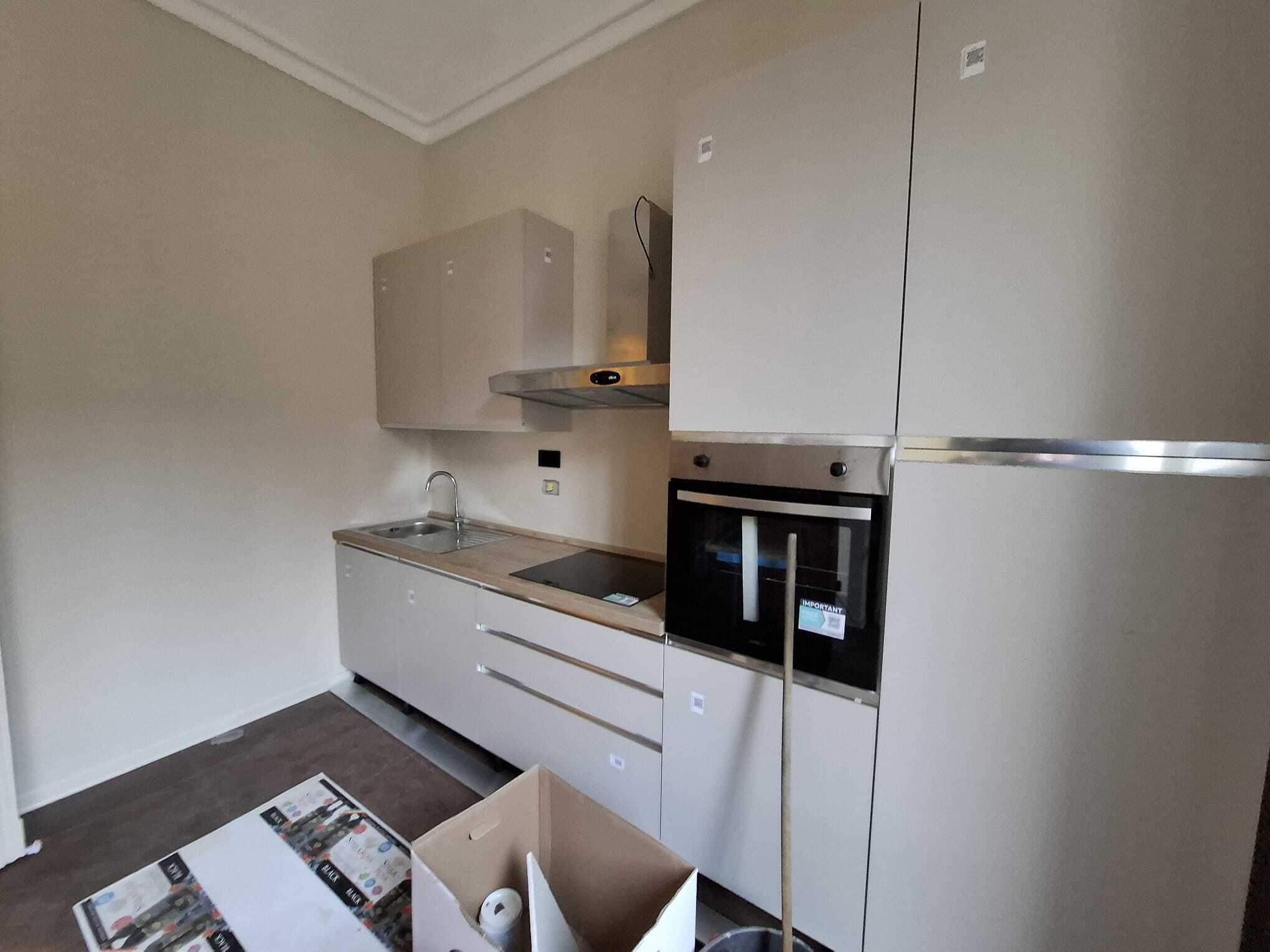 Trilocale ristrutturato in via xx settembre 58, Torino