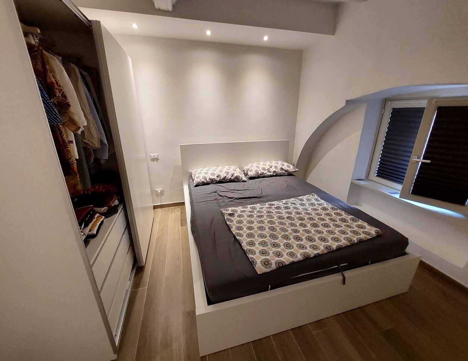 Bilocale ristrutturato in via bellezia 20, Torino