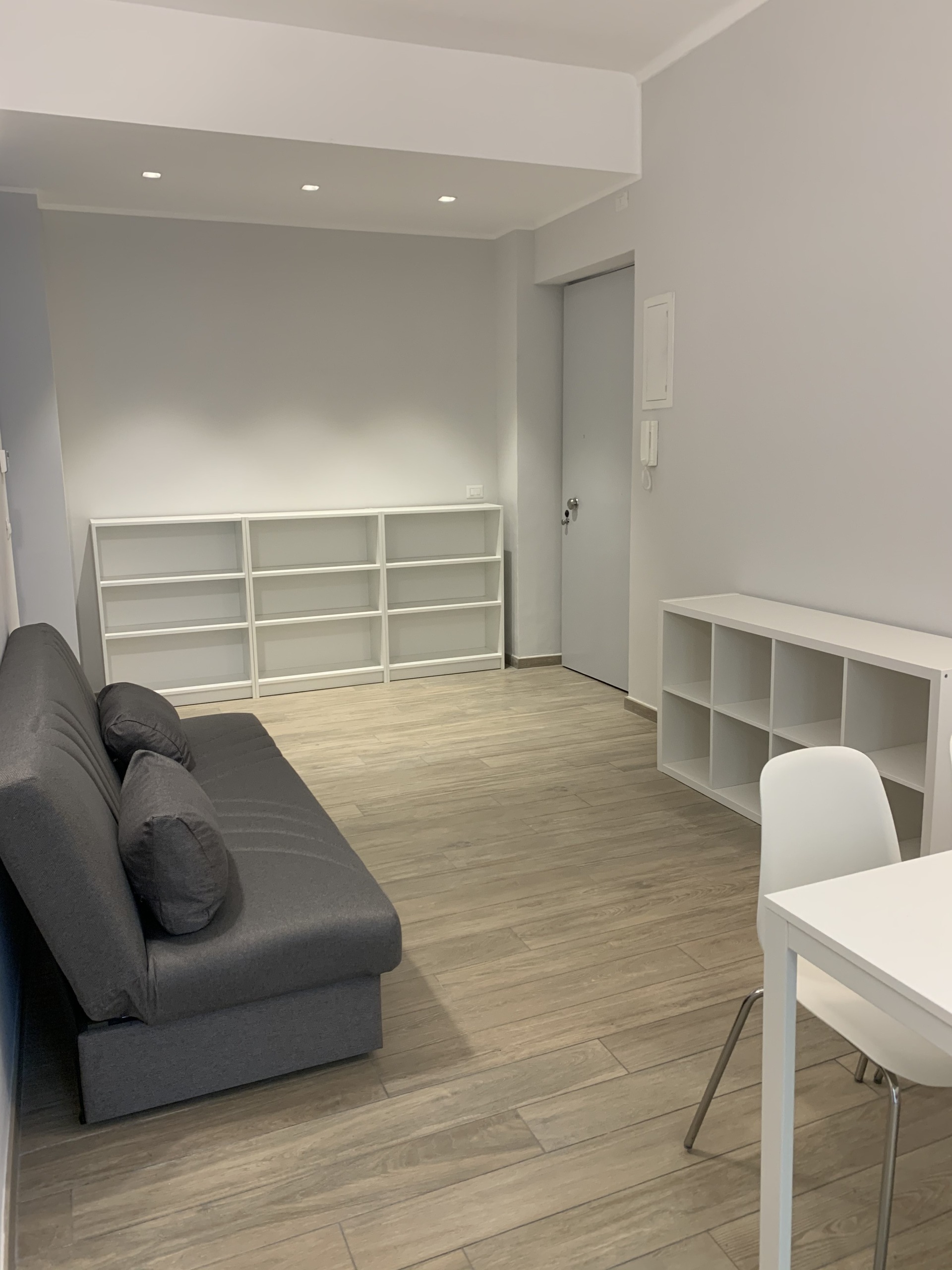Trilocale ristrutturato in corso xi febbraio 23, Torino
