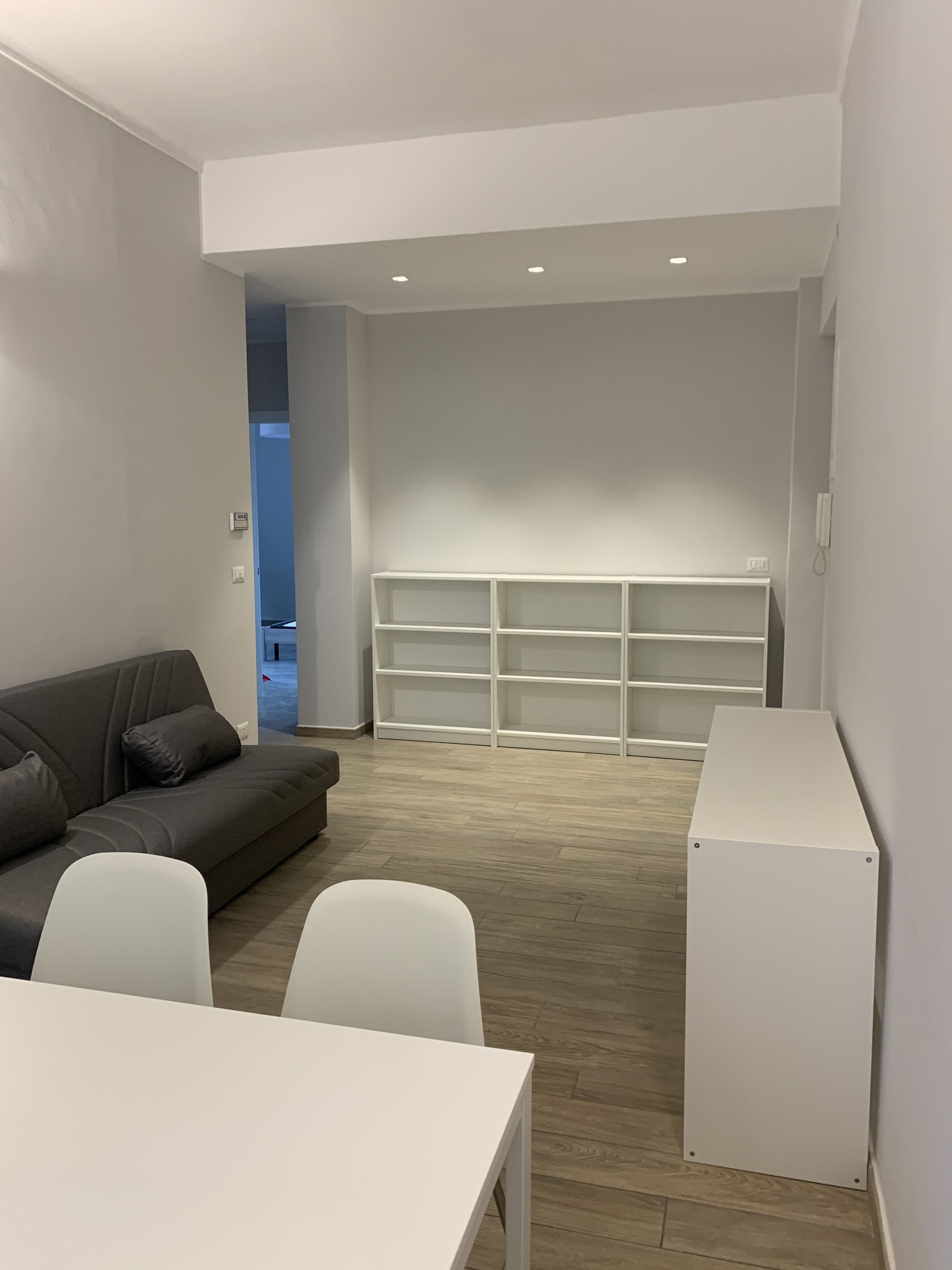 Trilocale ristrutturato in corso xi febbraio 23, Torino