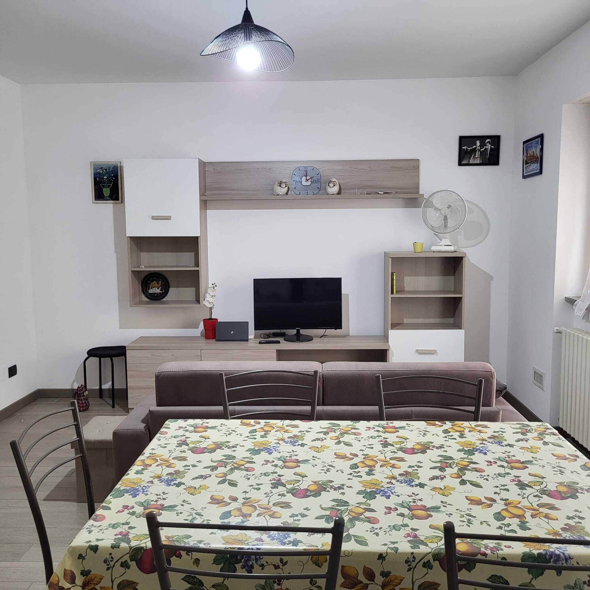 Trilocale ristrutturato in via monginevro 103, Torino