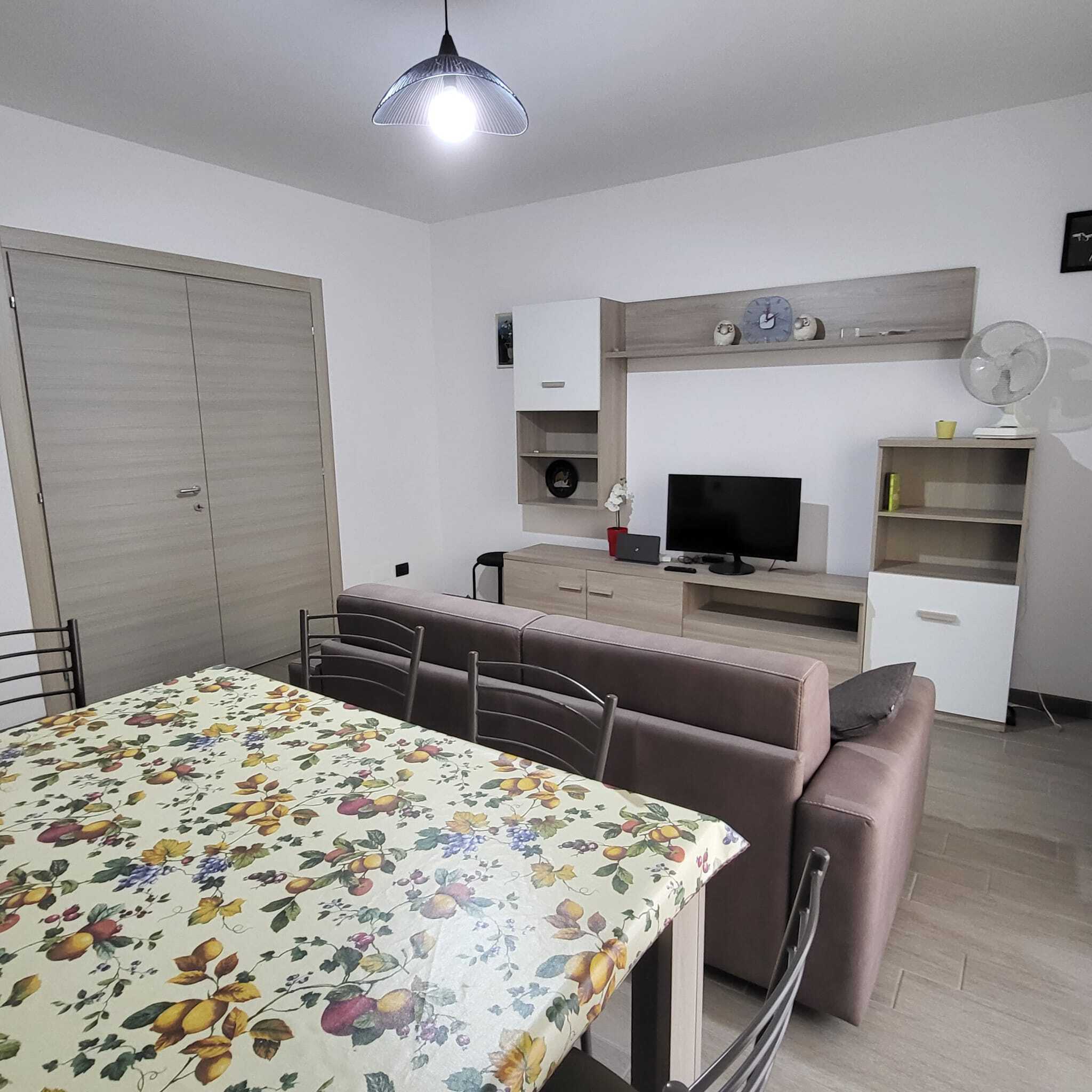 Trilocale ristrutturato in via monginevro 103, Torino