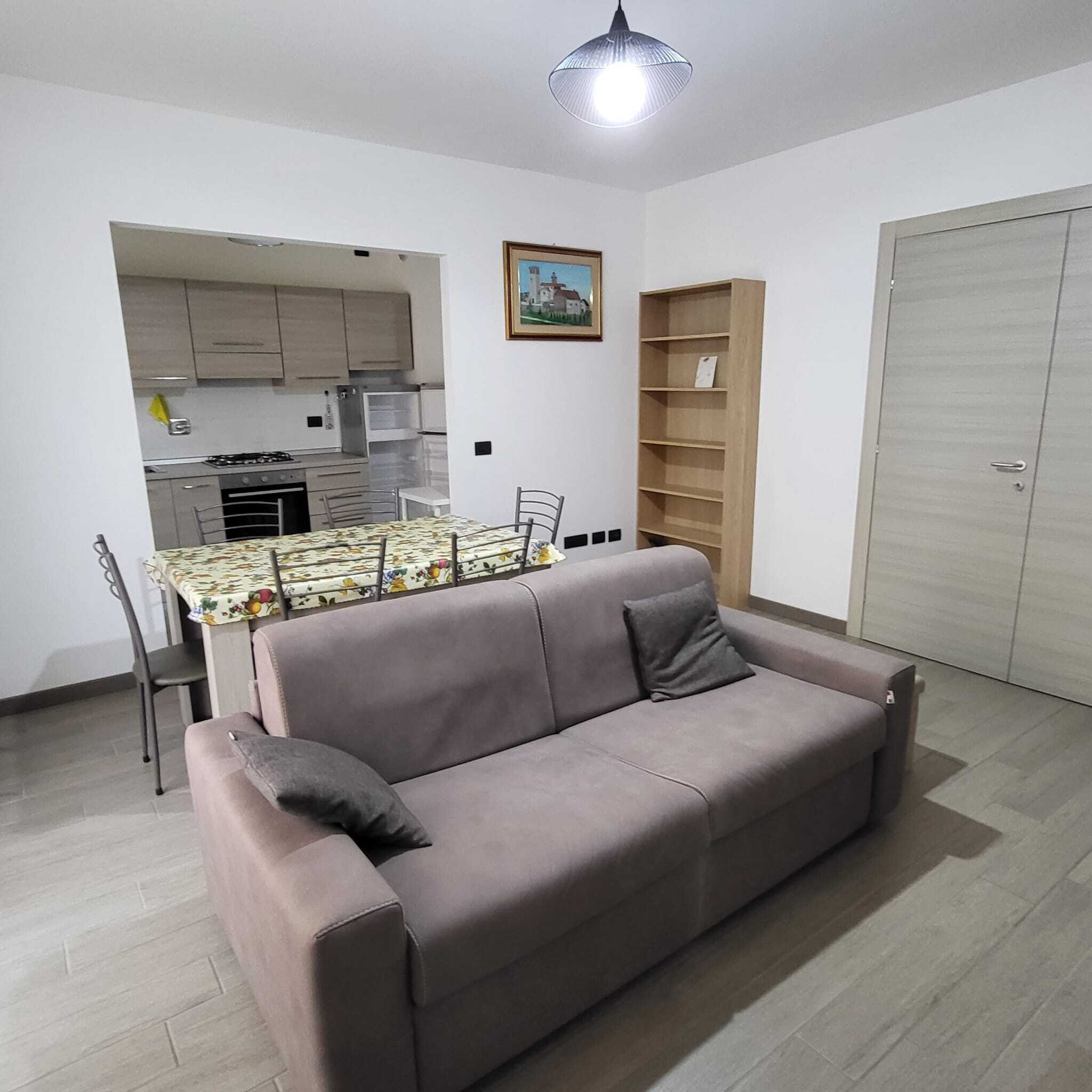 Trilocale ristrutturato in via monginevro 103, Torino