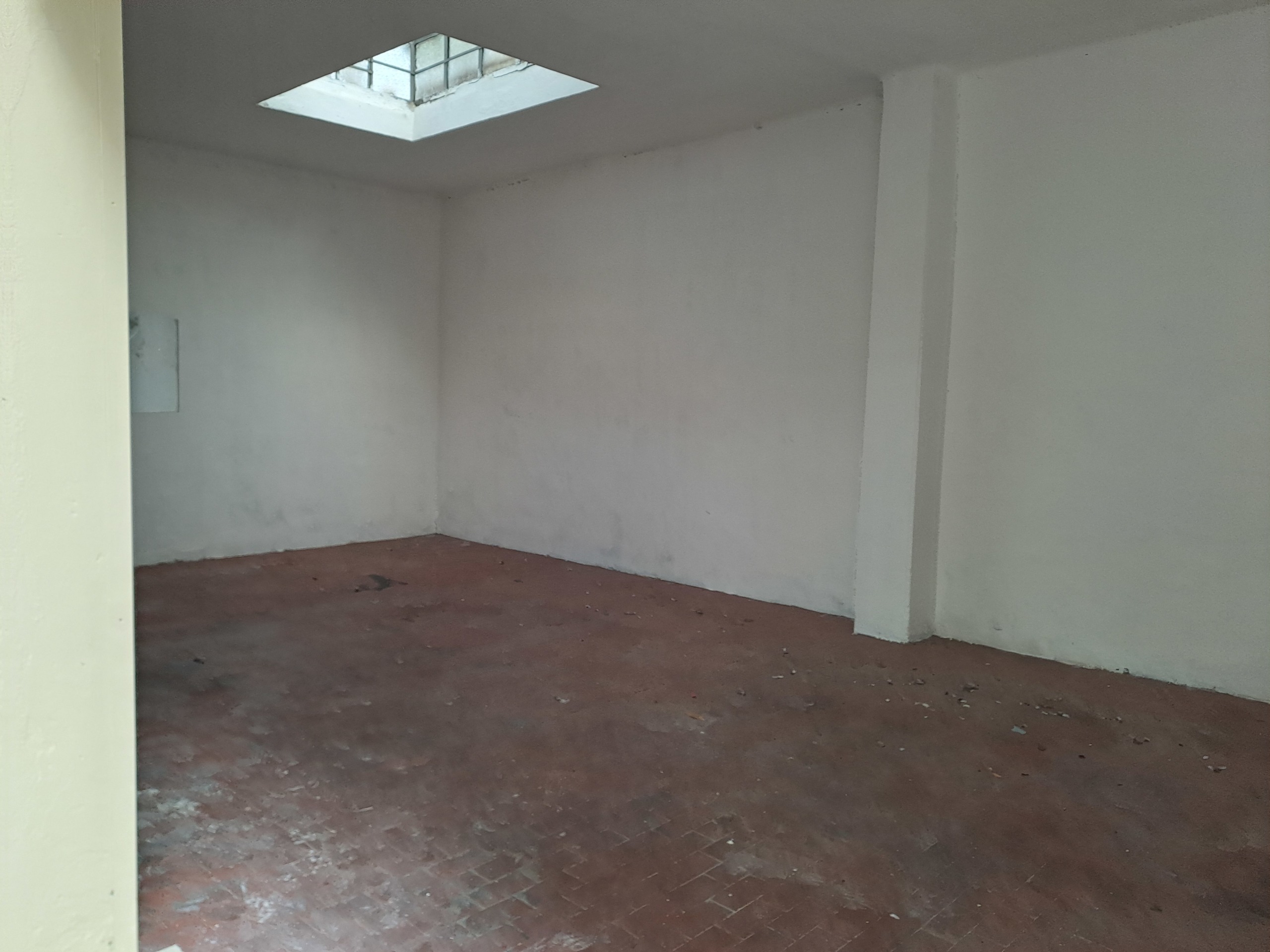Box/Garage 39mq con box doppio in via bianchi 34, Torino