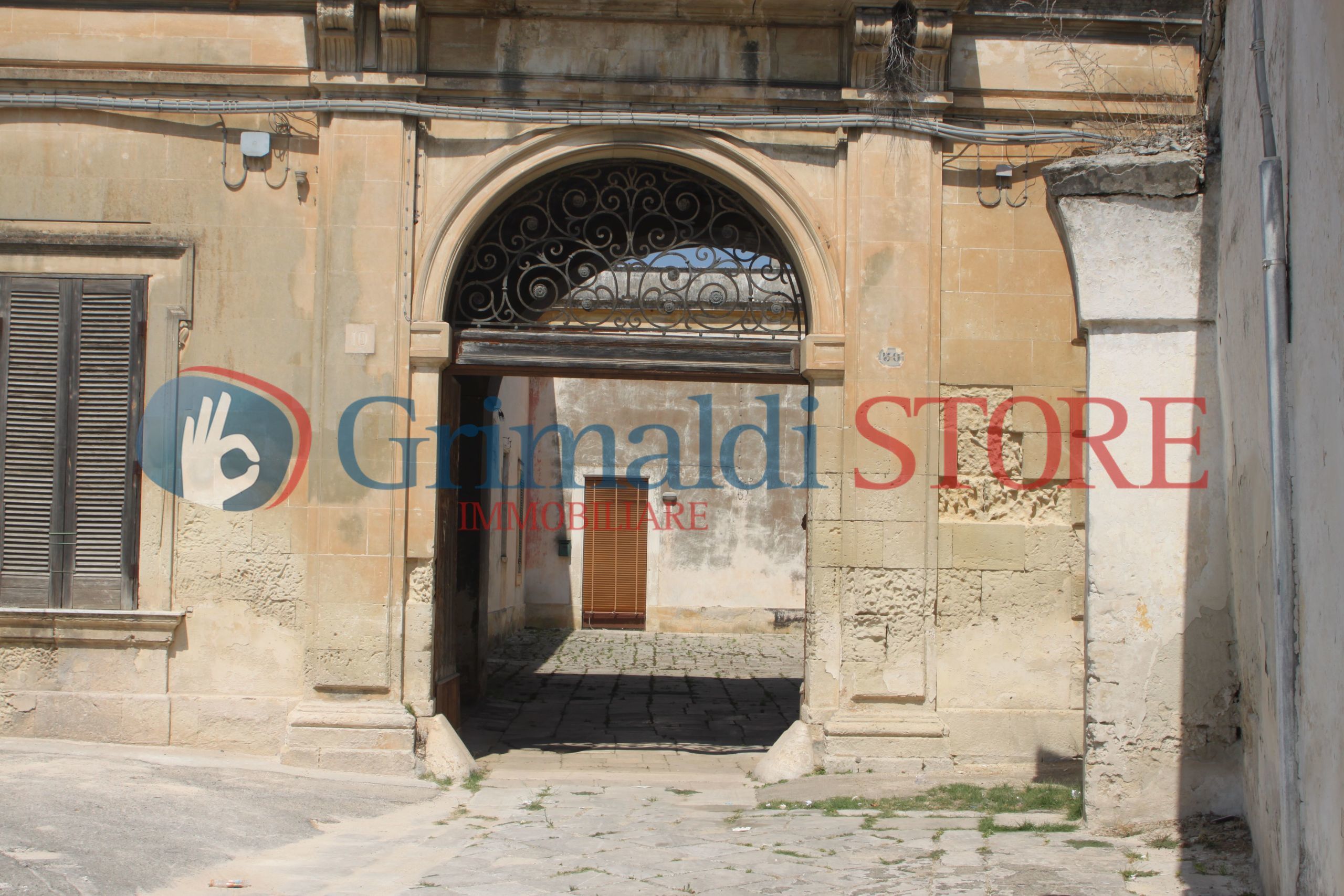 Casa indipendente da ristrutturare in via assunta 72, Trepuzzi