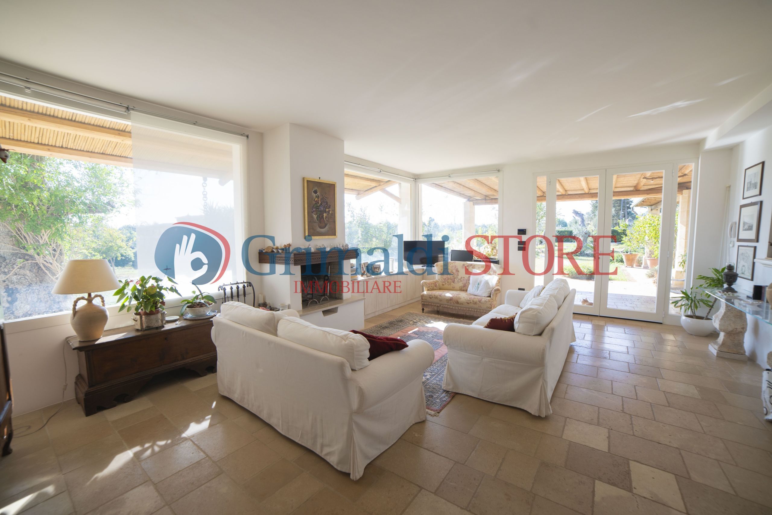 Villa con giardino in via sardegna 19, Monteroni di Lecce