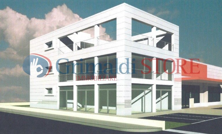 Capannone da ristrutturare in via dei bernardini 26, Nard