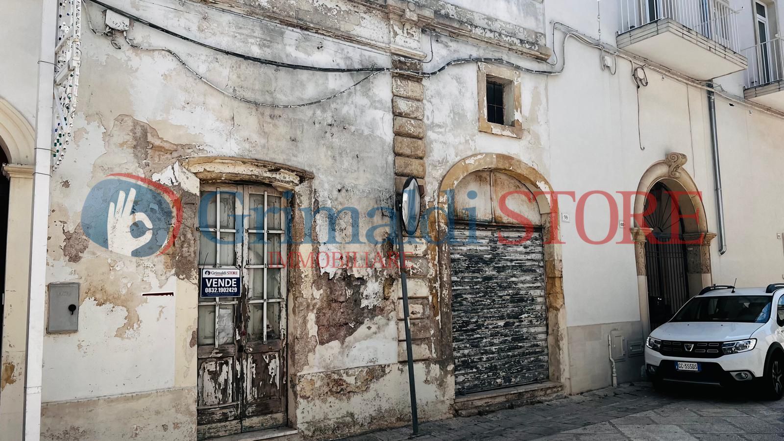 Bilocale da ristrutturare in via san vito 98, Lequile