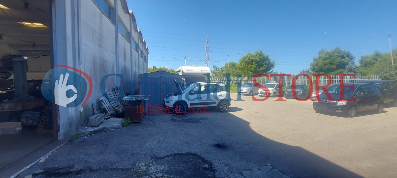 Capannone da ristrutturare in via enrico fermi 32, Brindisi