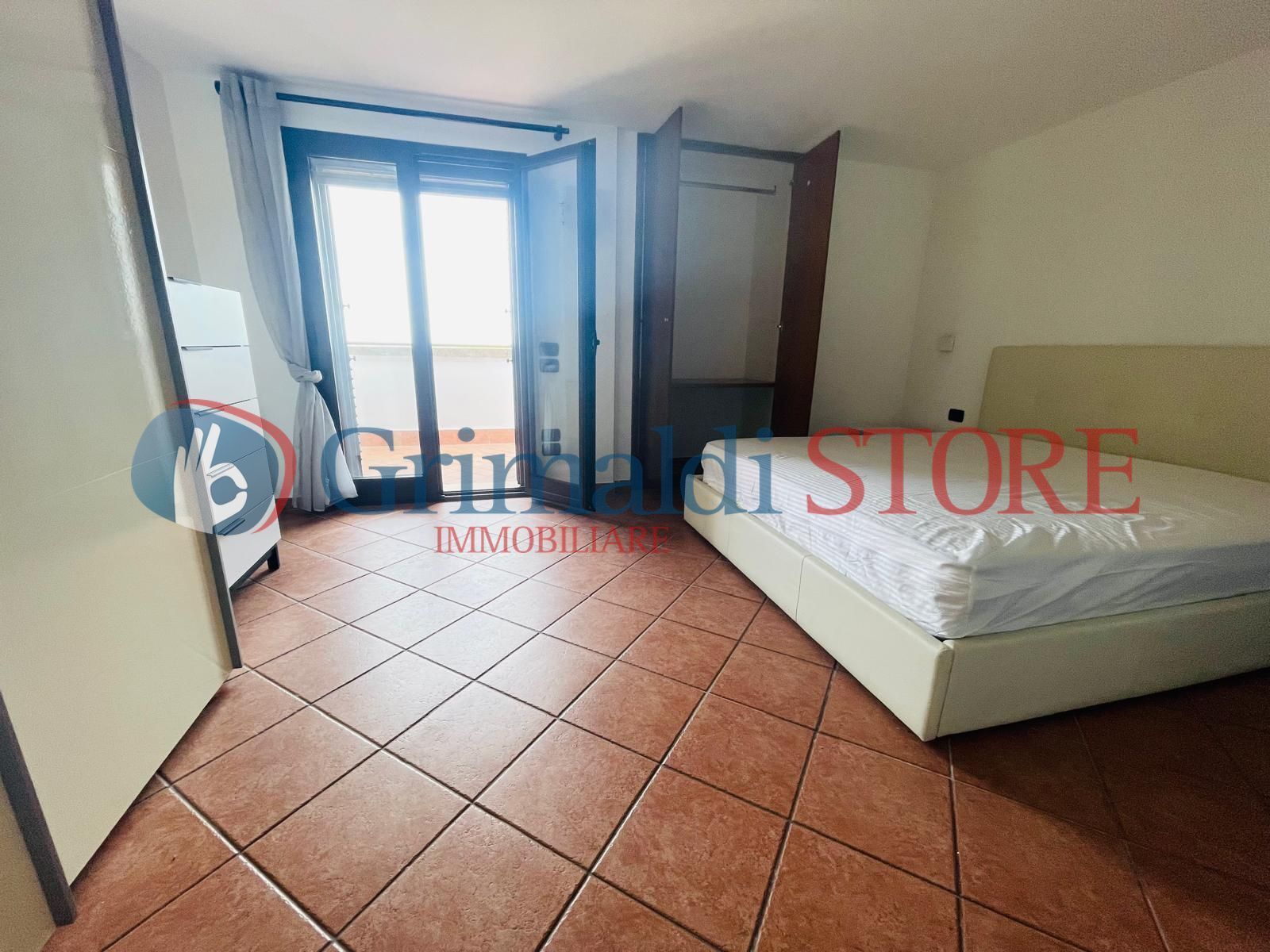 Attico con terrazzo in via giuseppe ghezzi 2, Lecce