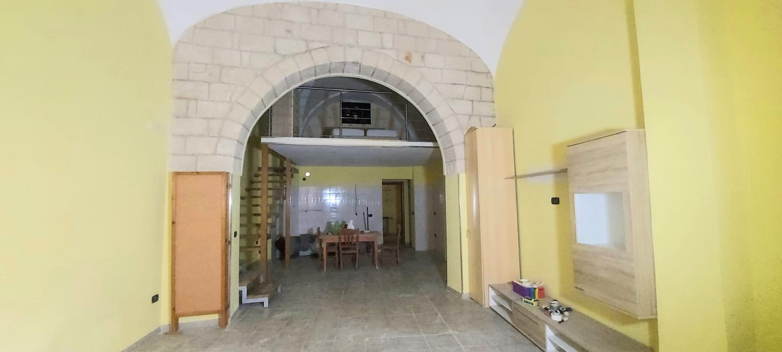 Casa indipendente da ristrutturare in via lucio strabone 38, Brindisi