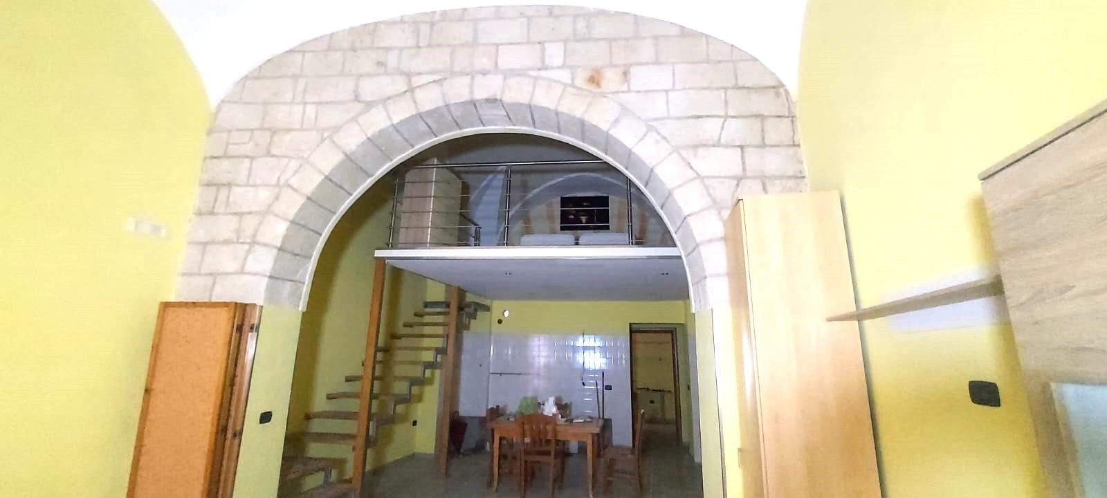 Casa indipendente da ristrutturare in via lucio strabone 38, Brindisi