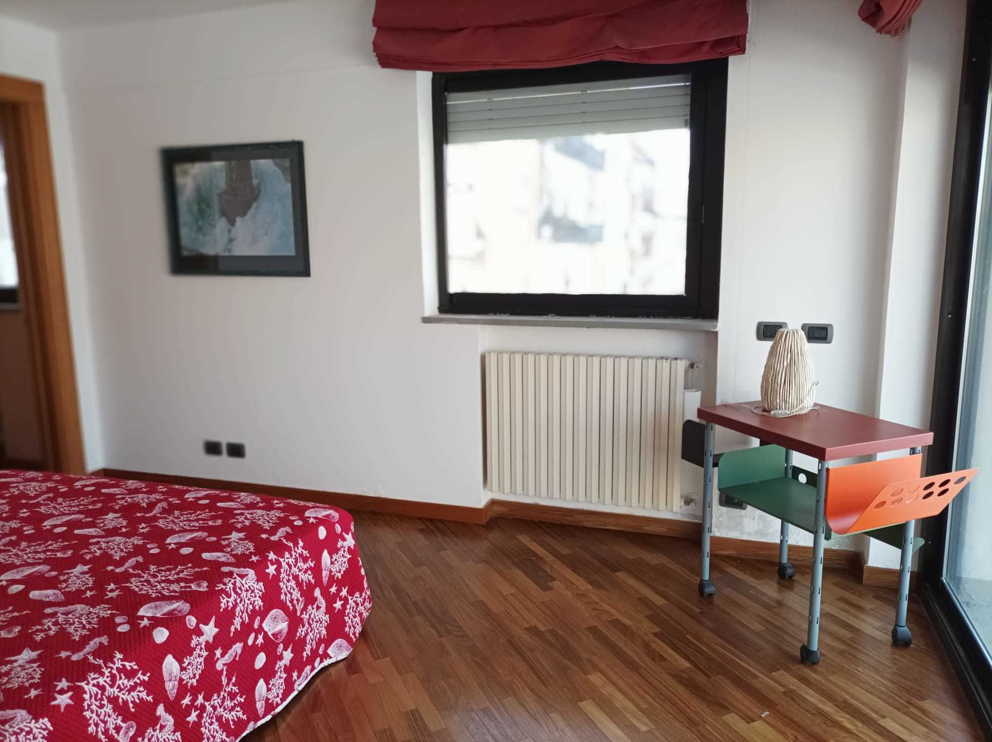 Bilocale con terrazzo in via braccio martello 6, Lecce