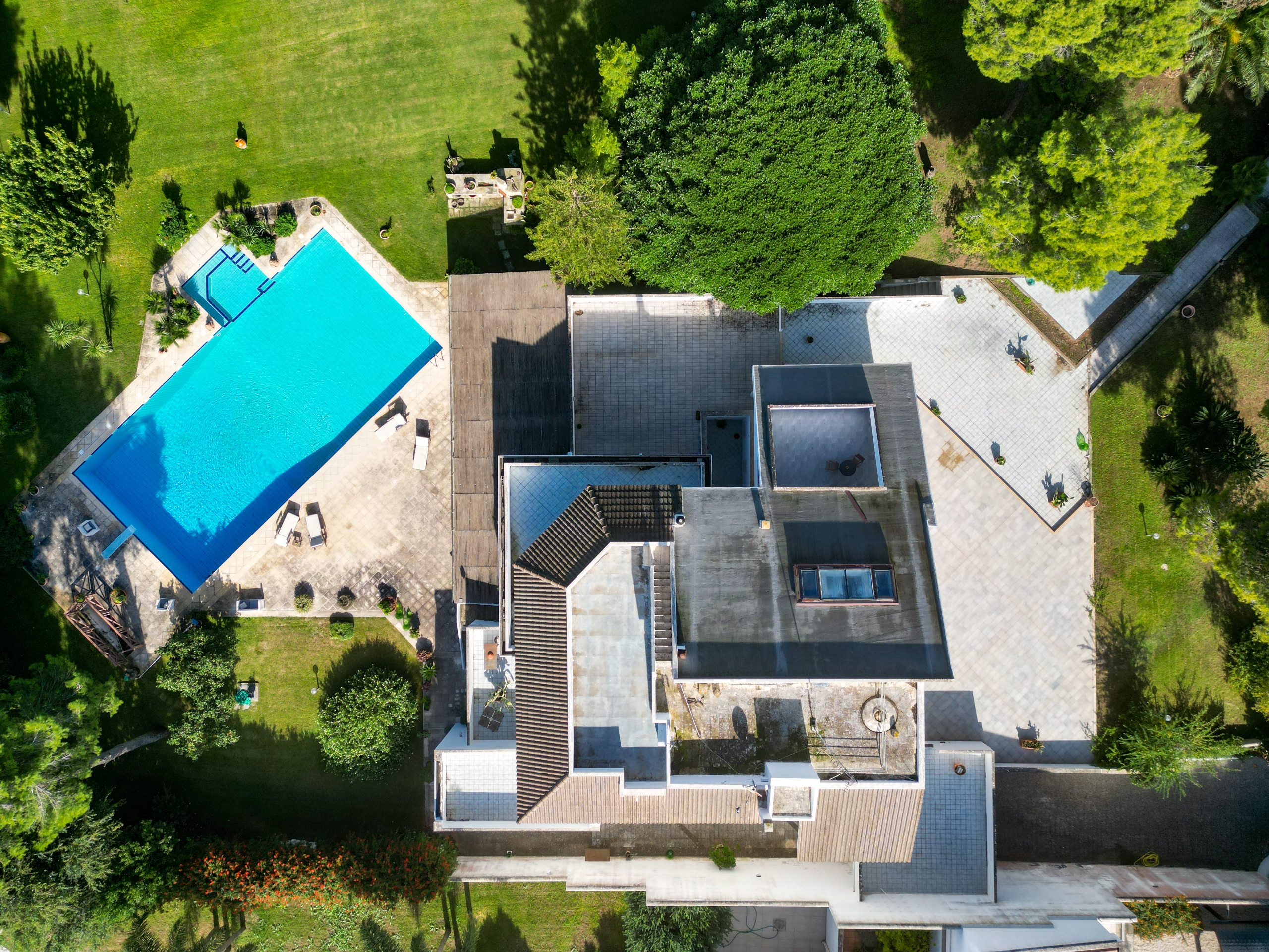 Villa con giardino in via venosa 5, Lecce