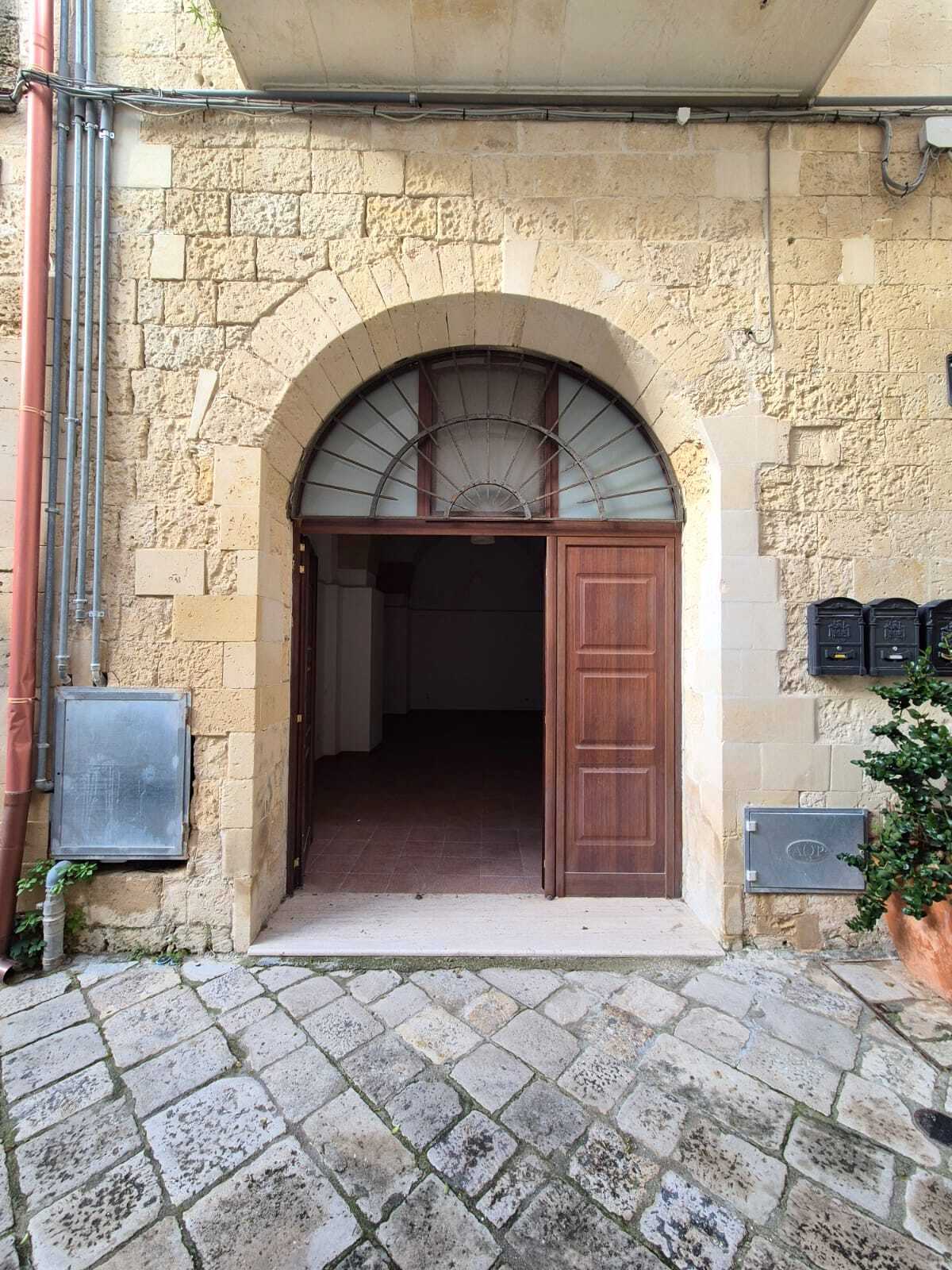 Loft in vendita in corte dei morosini 7ab, Lecce