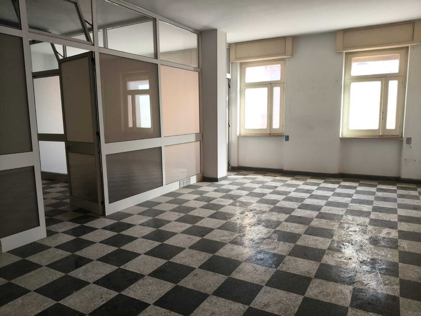 Ufficio in vendita in via carmine 44, Brindisi