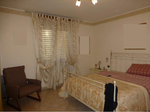 Quadrilocale in vendita in via e. de nicola 7, Lecce