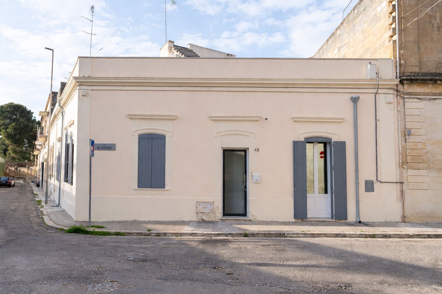 Casa indipendente con giardino in via paolo colaci 48, Lecce