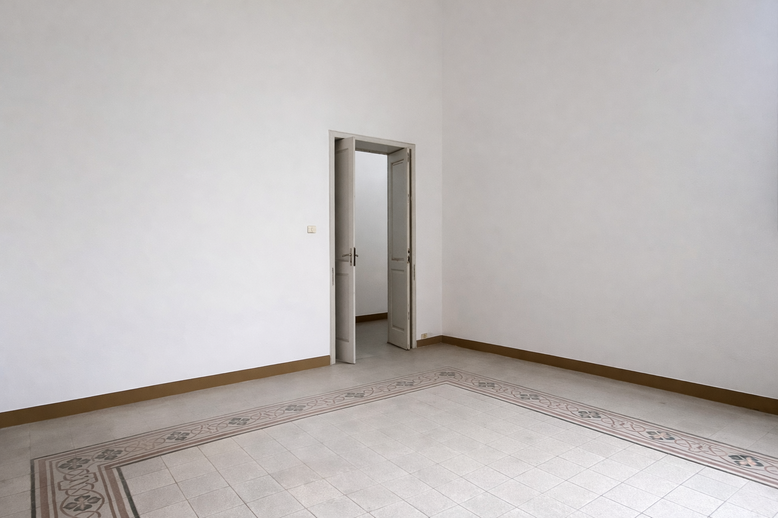 Casa indipendente con terrazzo in piazza vittorio emanuele ii 11a, Lecce