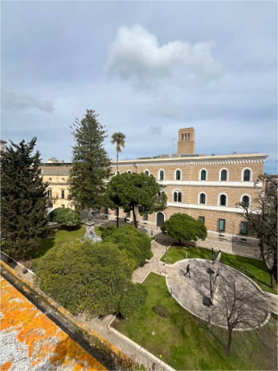Casa indipendente con terrazzo in piazza vittorio emanuele ii 11a, Lecce