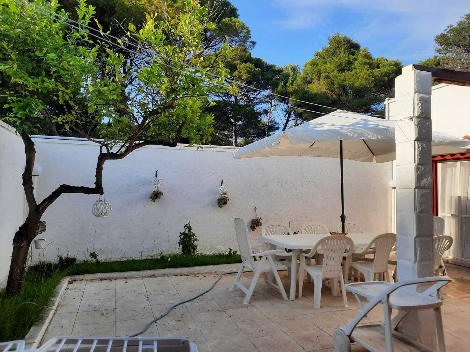 Villa con giardino in via del cavaliere 17, Otranto